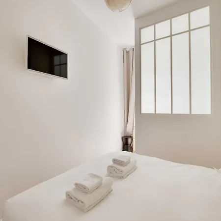 Spacious Cosy -2br 8p- Pl De La Nation Apartment Paris